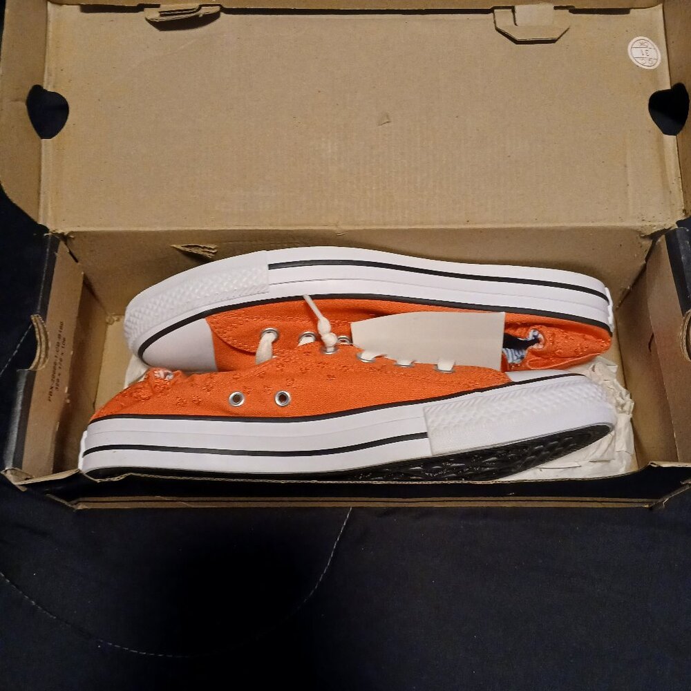 All Star Converse - Picture 2 of 2